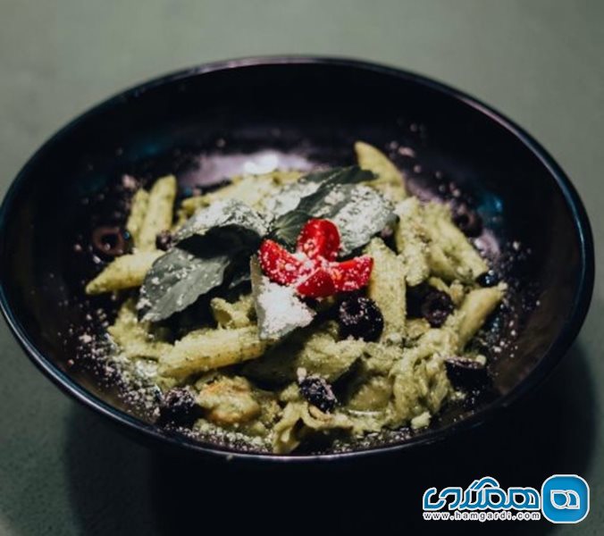 کافه رستوران راوی