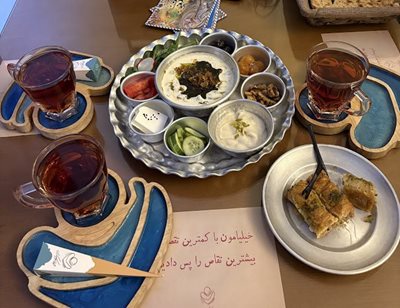 کافه عمارت جهان کوچک من