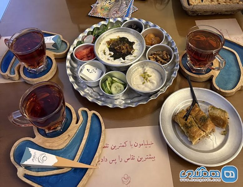 کافه عمارت جهان کوچک من