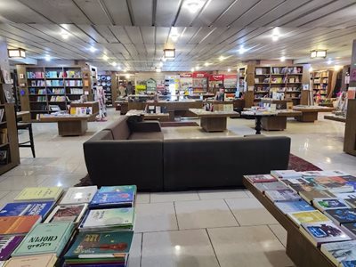 تهران-کافه-کتاب-اکباتان-493864