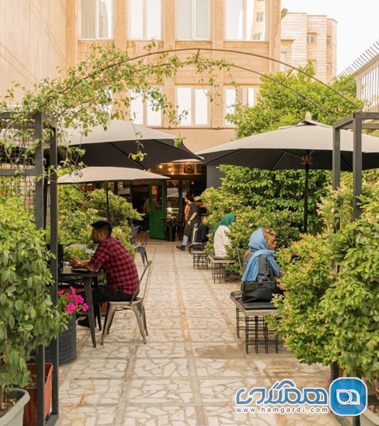 کافه رام بیسترو