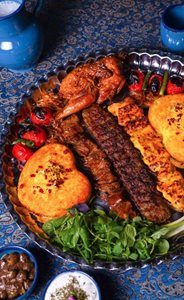 بجنورد-سفره-خانه-سنتی-فانوس-495493