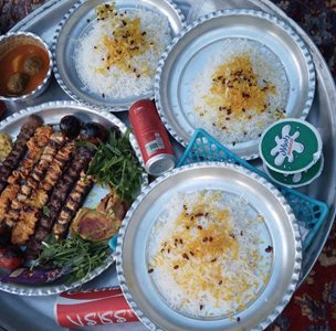 بجنورد-سفره-خانه-سنتی-خاتون-495502