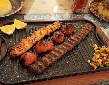 سنندج-رستوران-زرتشت-سنندج-495563