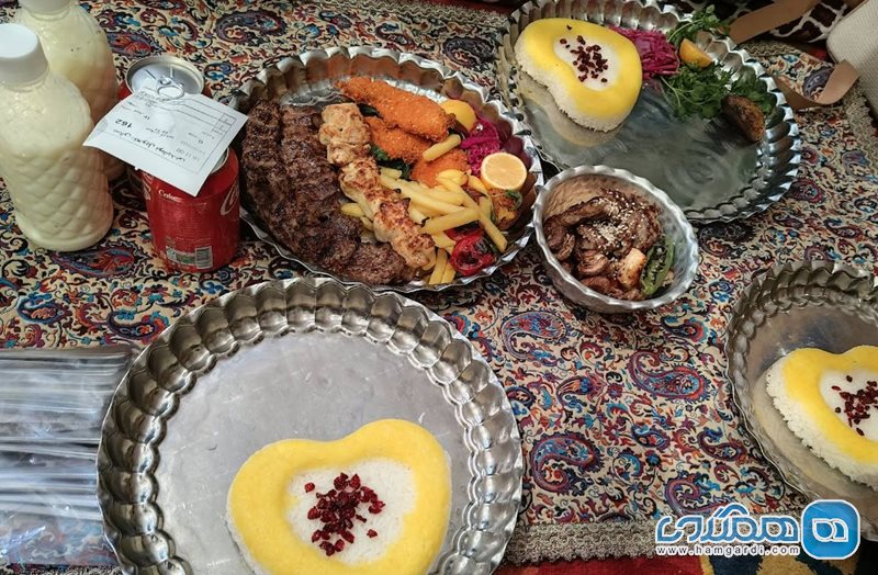سفره خانه سنتی چلچراغ