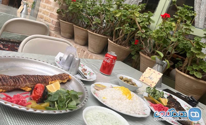 رستوران خانه گلسرخی