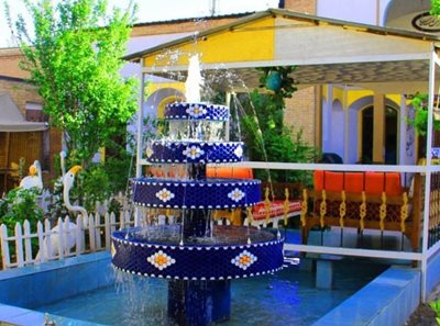 بیرجند-رستوران-عمارت-دربار-بیرجند-496048