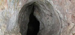 غار گنج خانه