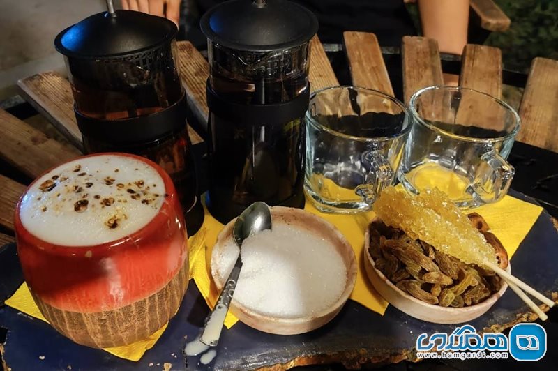 کافه گالری هنرخانه درخت مشهد