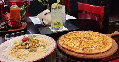 رشت-کافه-رستوران-خواننده-رشت-517439