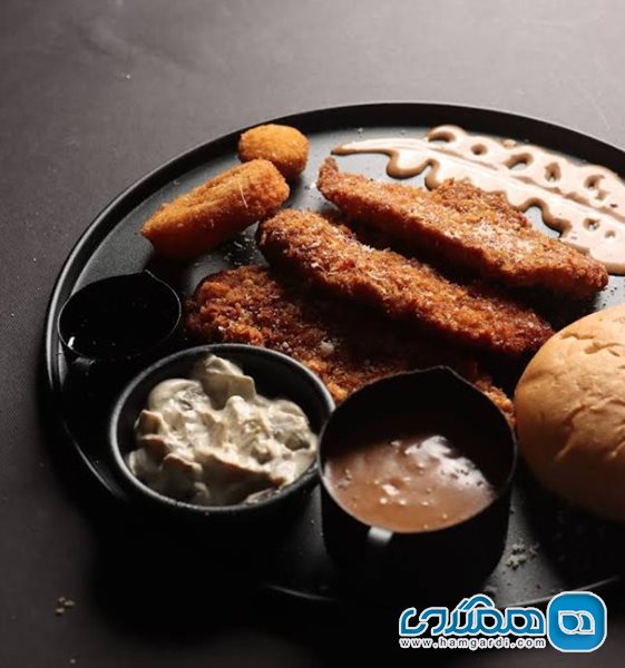 کافه رستوران گاردنیا