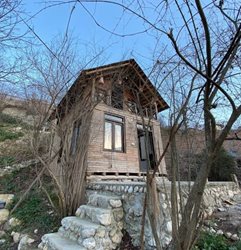 بوم گردی میرزا شموشک