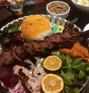 کرج-کافه-رستوران-قو-سفید-518032