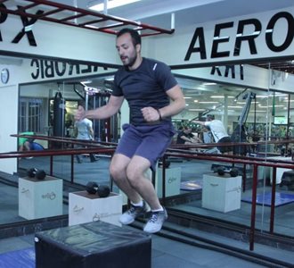 تهران-باشگاه-ورزشی-اکستریم-فرمانیه-518370