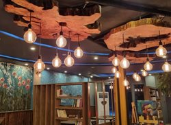 کافه گالری چنار رشت