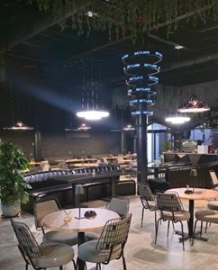 بوشهر-کافه-رستوران-اسکای-لند-بوشهر-518690