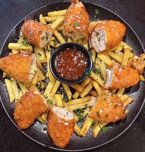 تهران-کافه-رستوران-تراس-پارک-518730