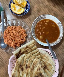 رشت-کافه-و-مهمانپذیر-زیباسرا-رشت-519052