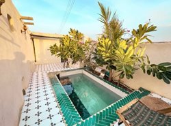 اقامتگاه بومگردی سانتوس قشم