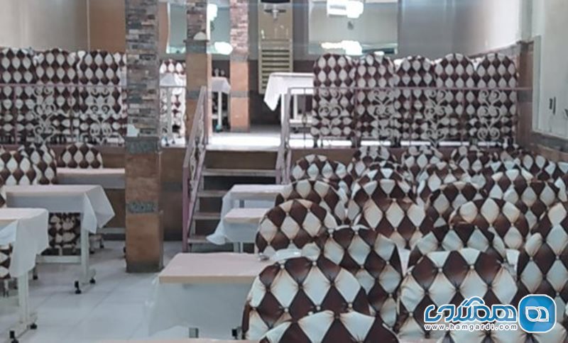 رستوران طاووس طلایی تبریز