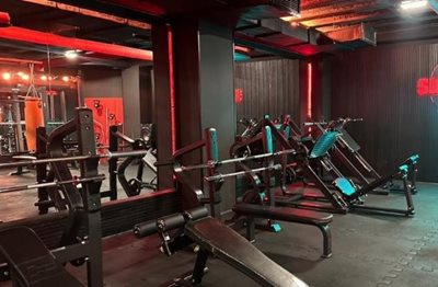 تهران-باشگاه-بدنسازی-سورا-VIP-519239