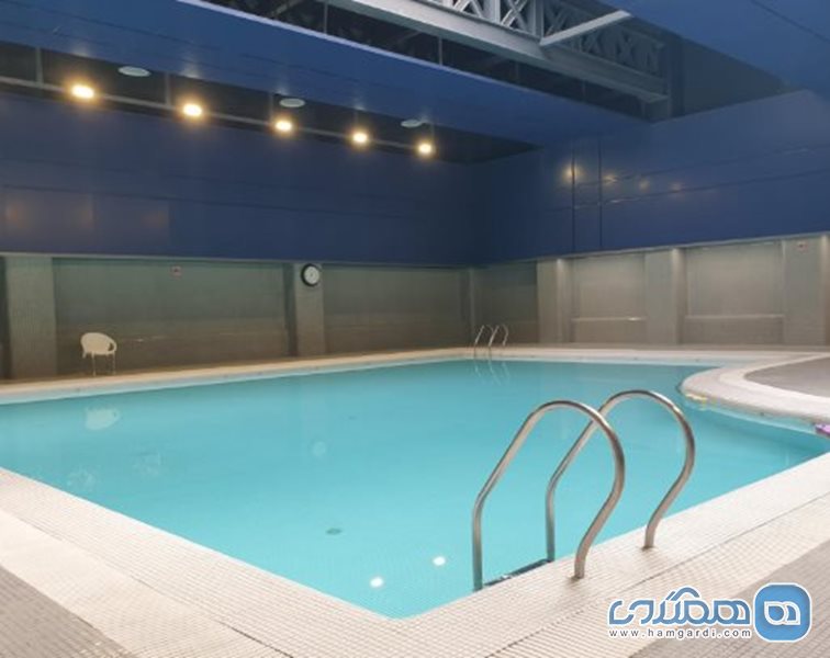 مجموعه ورزشی ایران زمین شیراز