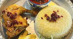 رستوران سنتی فانوس رشت