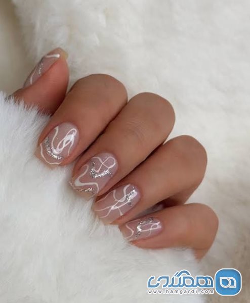 سالن زیبایی لیلیوم سرخ