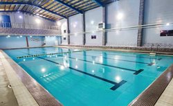 استخر پرواز اصفهان