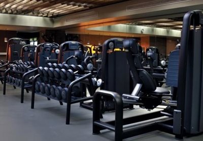 اصفهان-باشگاه-ورزشی-اکسیژن-رویال-اصفهان-519605