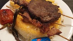 رستوران ته دیگ (شعبه بام لند)