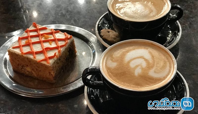 کافه رستوران وارف بام لند