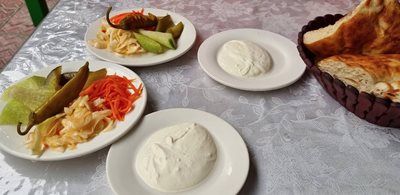 دوشنبه-رستوران-اوشی-برادران-دوشنبه-519968