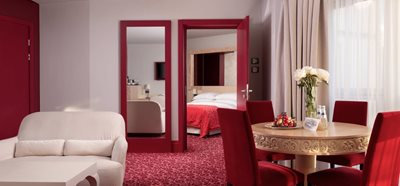 سن-پترزبورگ-هتل-دومینا-پرستیژ-سنت-پترزبورگ-520546