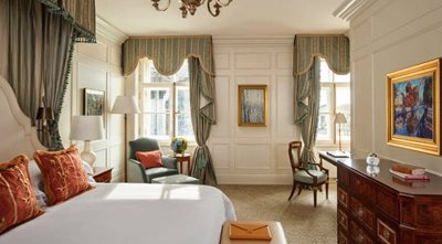 سن-پترزبورگ-هتل-فور-سیزنز-لیون-پالاس-سنت-پترزبورگ-520580