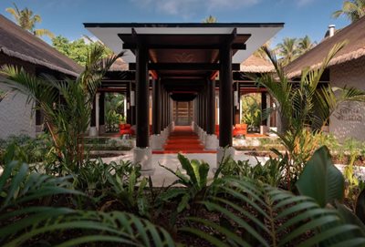 ماله-هتل-Velaa-Private-Island-521035