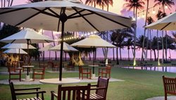 هتل The Blue Water Hotel and Spa