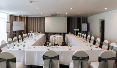 کلمبو-هتل-Cinnamon-Lakeside-Colombo-521123