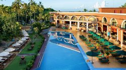 هتل Araliya Beach Resort & Spa