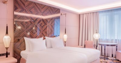 وین-هتل-Hotel-Topazz-Lamee-521712