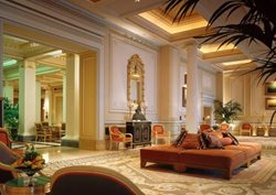 هتل hotel grande bretagne