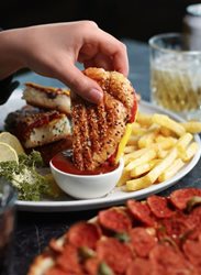 کافه رستوران بوم لانژ مشهد