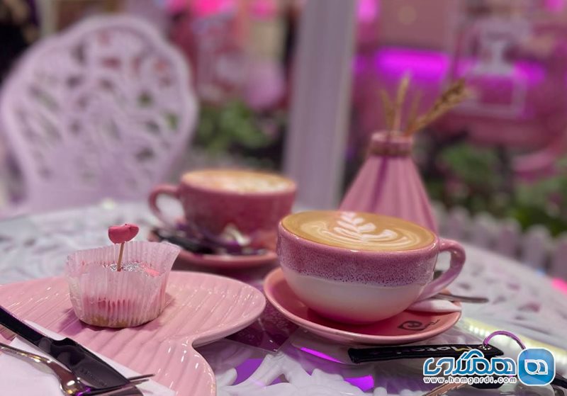 کافه پینکی روم مشهد