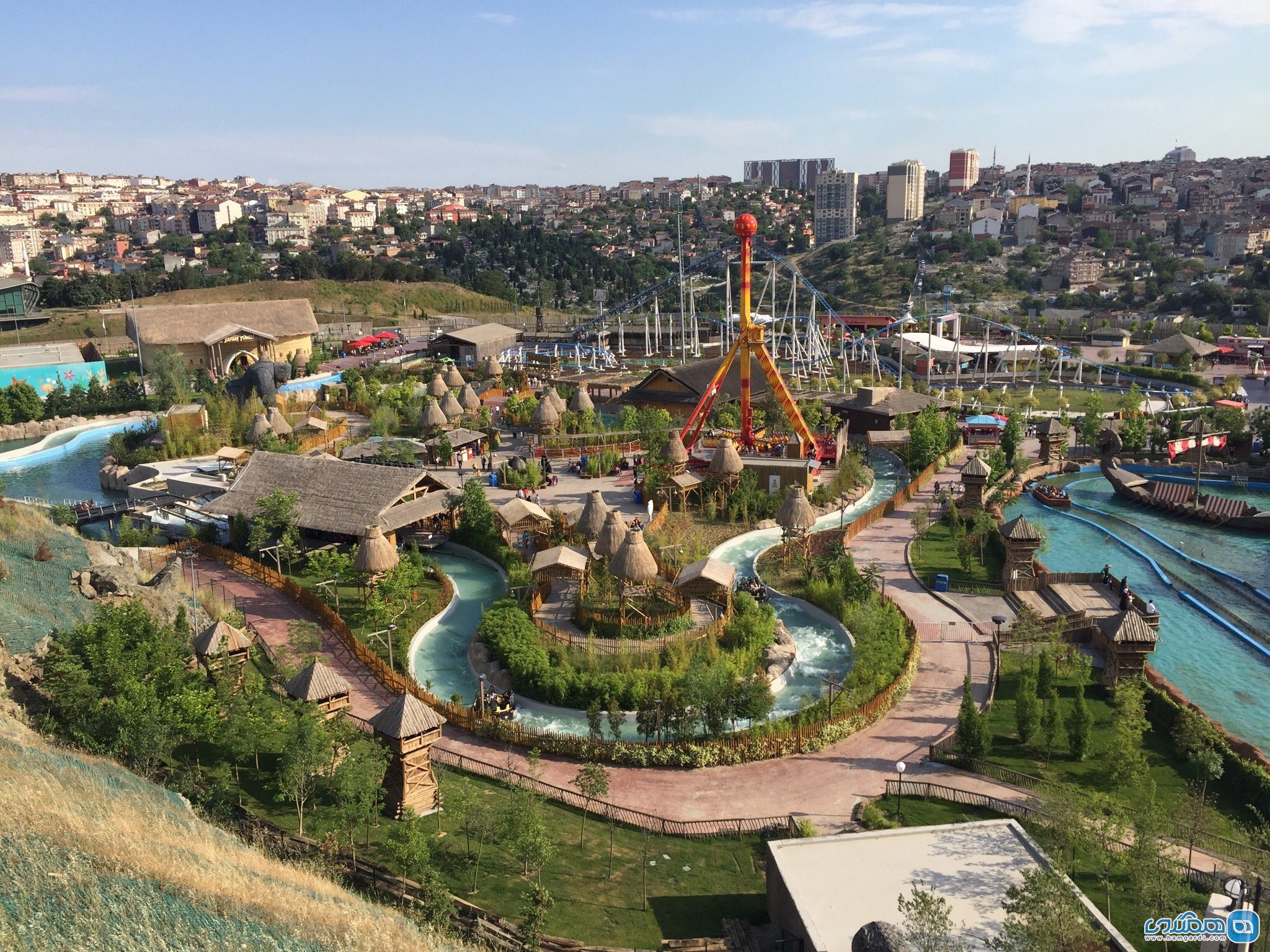 پارک ویالند (vialand theme park)