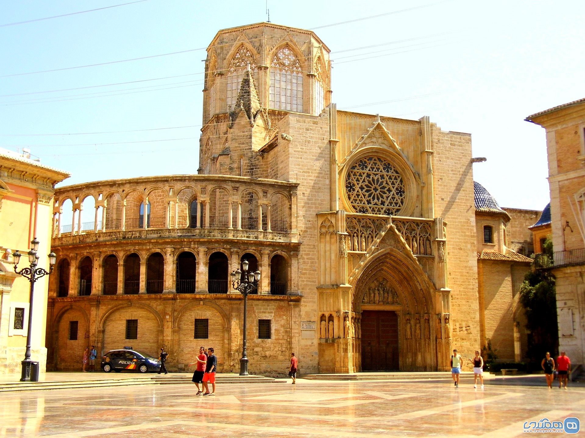 cathedral in plaza de la virgin