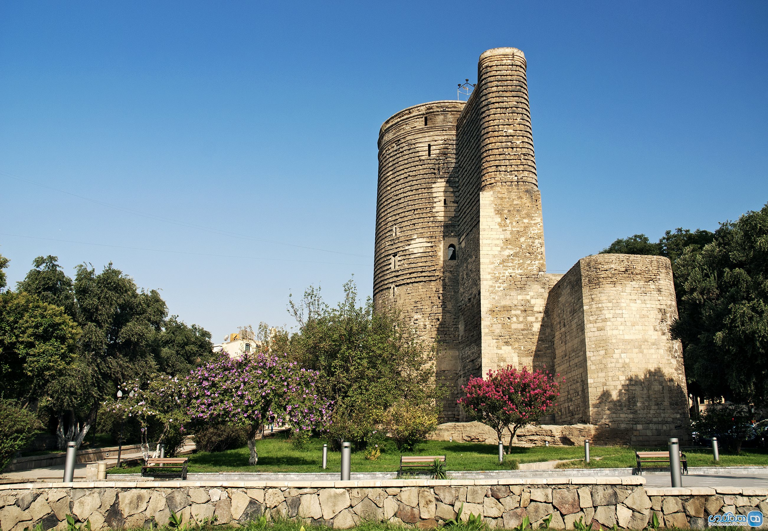 برج میدن ، از آثار تاریخی شهر قدیم باکو