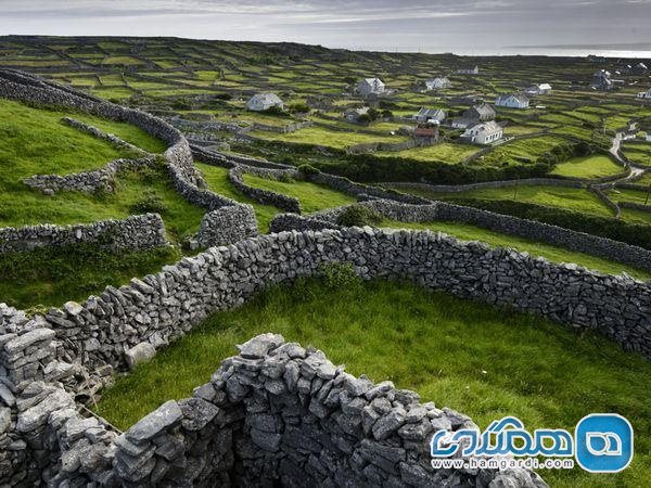 دیواره های سنگی - ایرلند