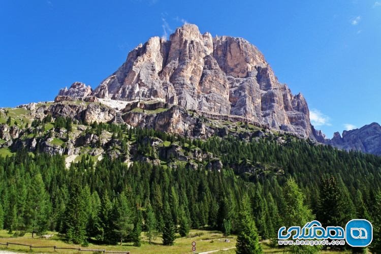 قله ی Tofana di Rozes در ایتالیا