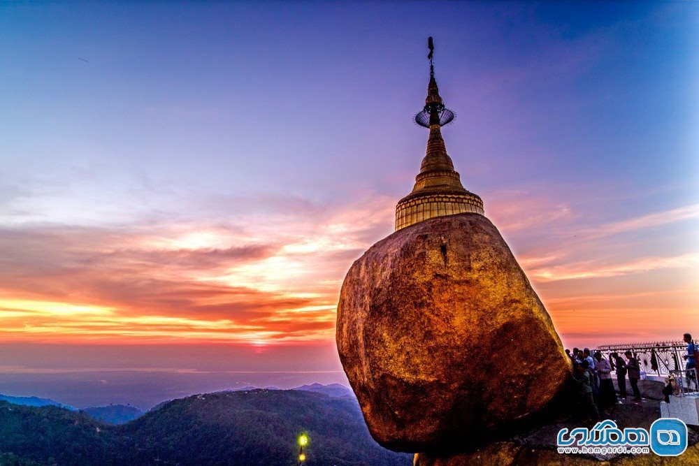معبد بودایی Kyaikhtiyo – صخره طلایی، میانمار