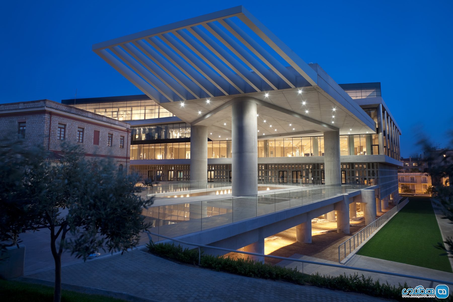 موزه آکروپولیس Acropolis Museum در آتن